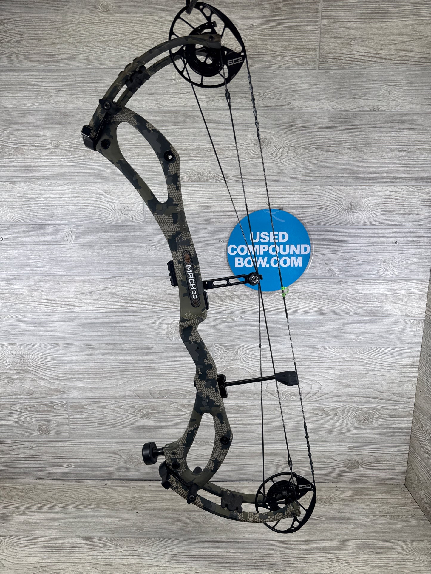 Used PSE Mach 33 Right Hand DS  70lb KuiuVerde 2.0 Bow w/ Gas SystmX Strings
