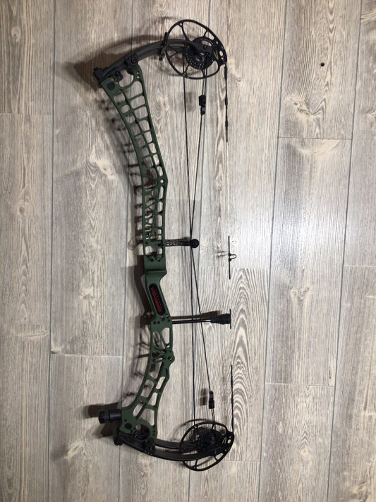 Used Darton Sequel 35 ST2 Right Handed 60-70# OD Green