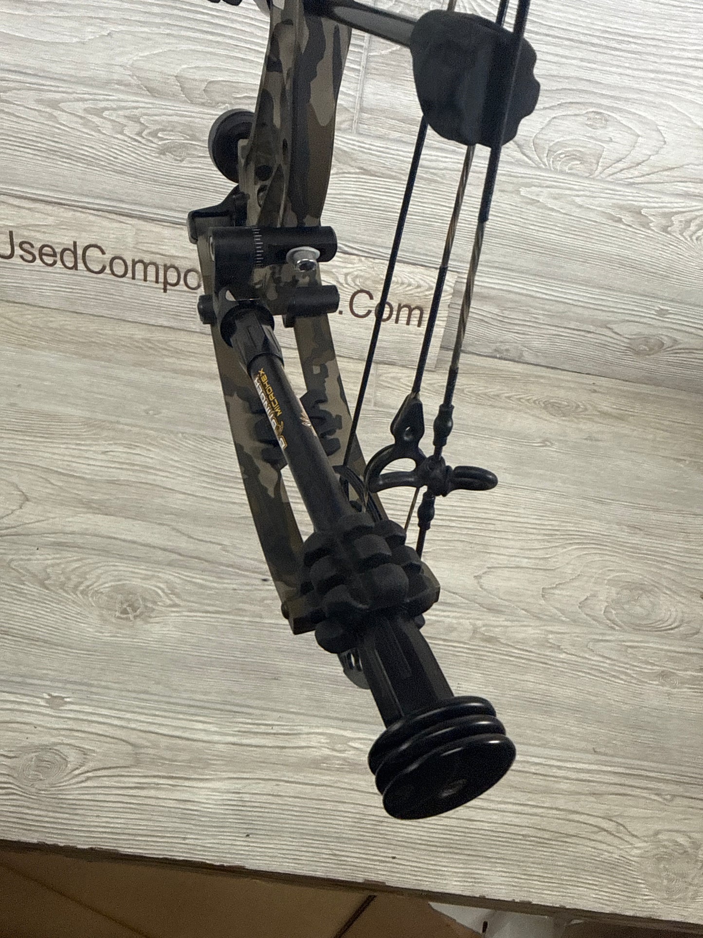Used PSE Evolve DS 30 24.5-30 Mossy Oak Right Handed Package