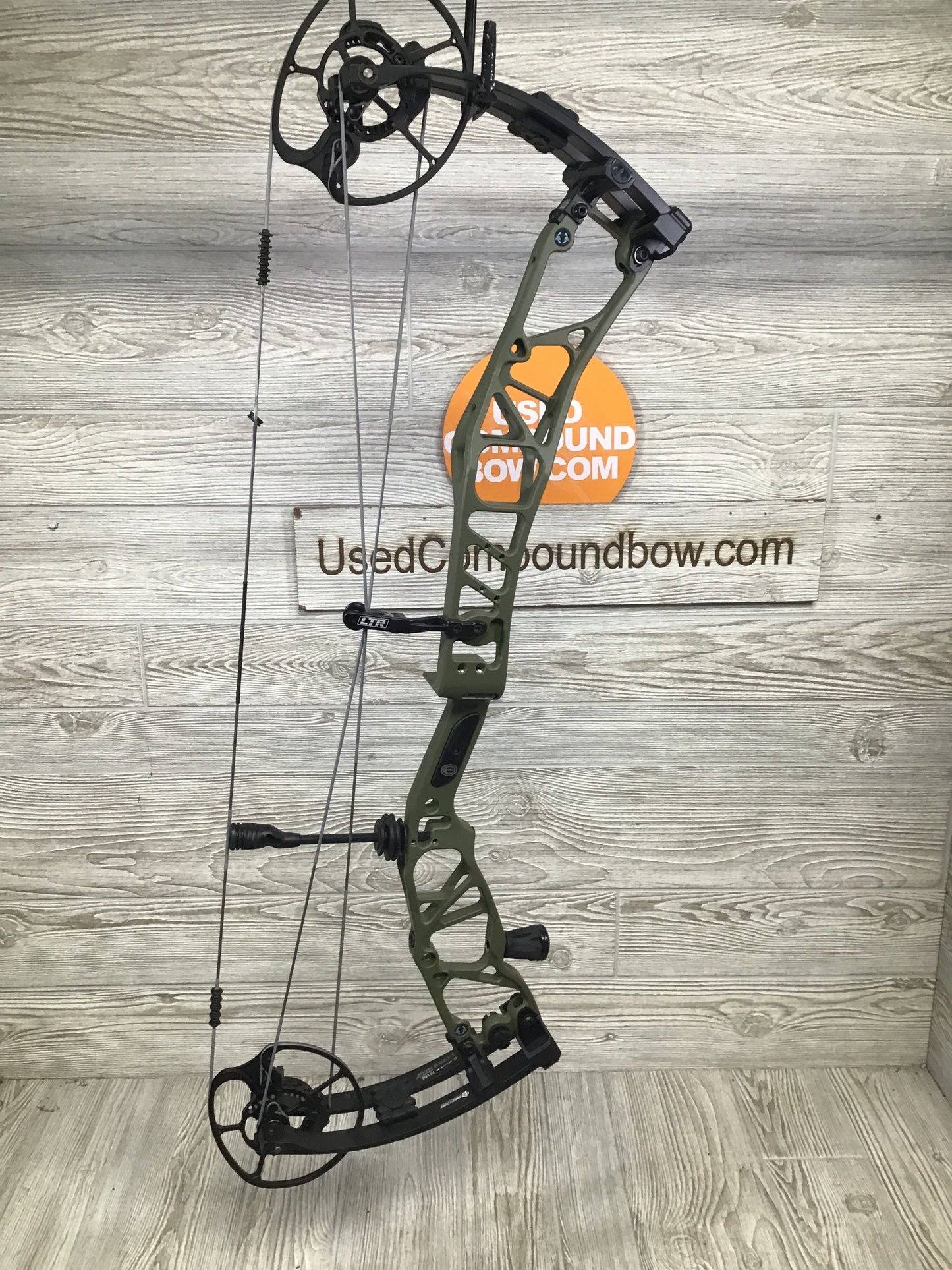 Elite Ethos OD Green Right Handed 60-70lb