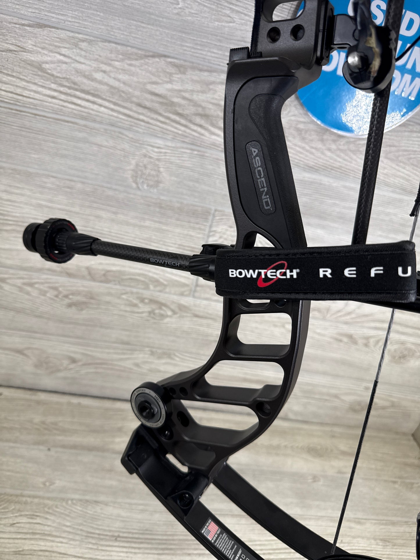 Used Bowtech Ascend RH stealth grey Package 60#