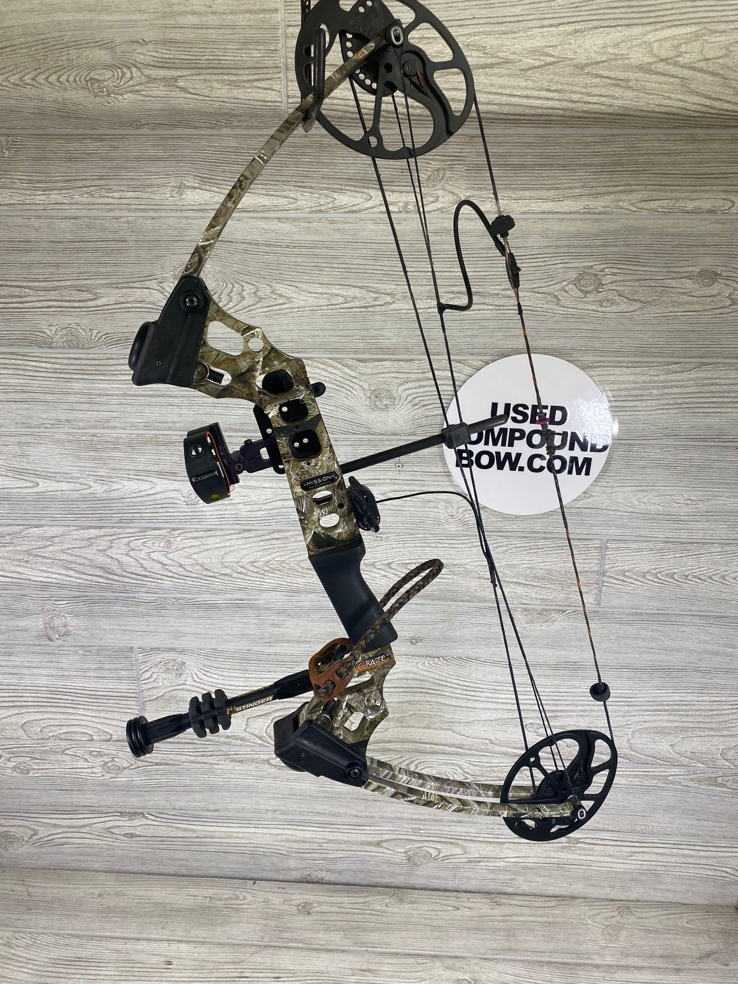 Mission Craze Right Handed Bow PKG