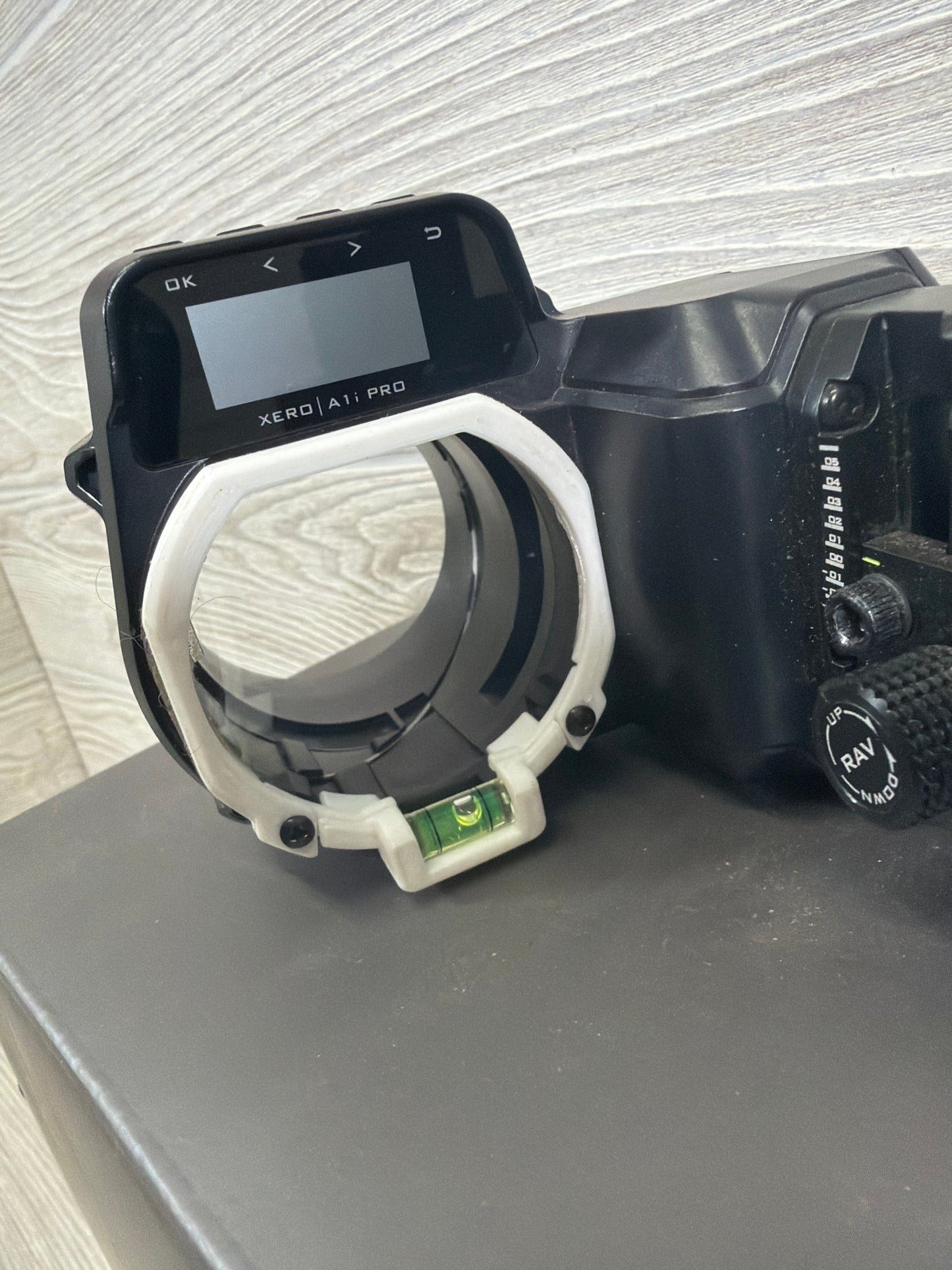 Garmin Xero A1i Pro Digital Bow Sight RH Bridgelock & Side Mount