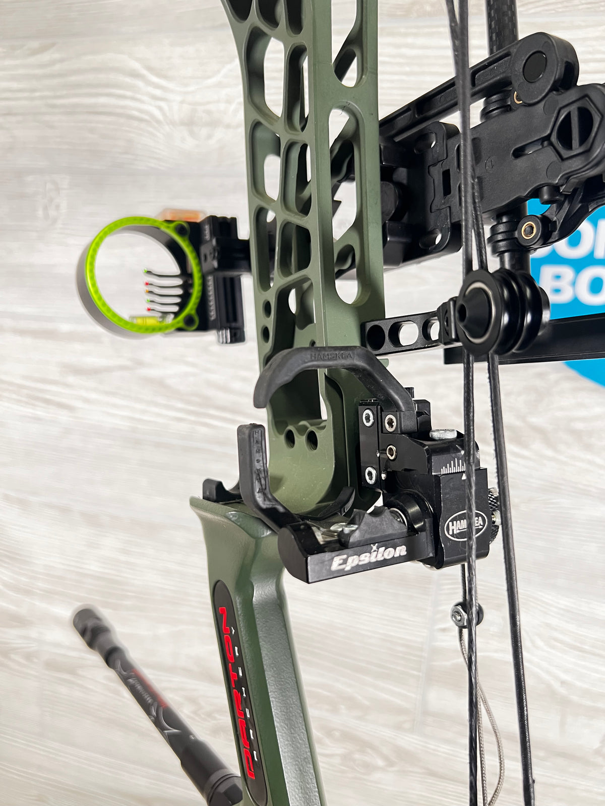 Darton Sequel 33 OD Green Black Limbs Right Handed 60-70# Package