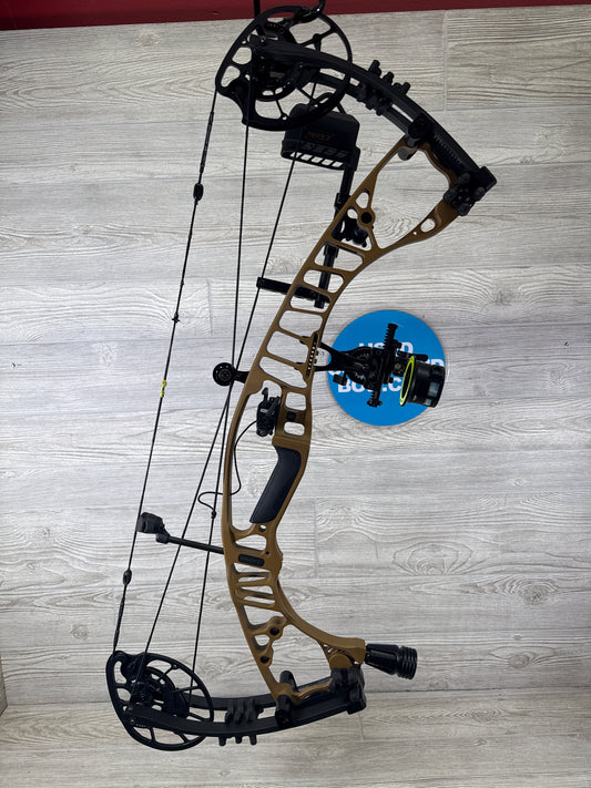 Hoyt VTM 31 Left Hand Burbon package