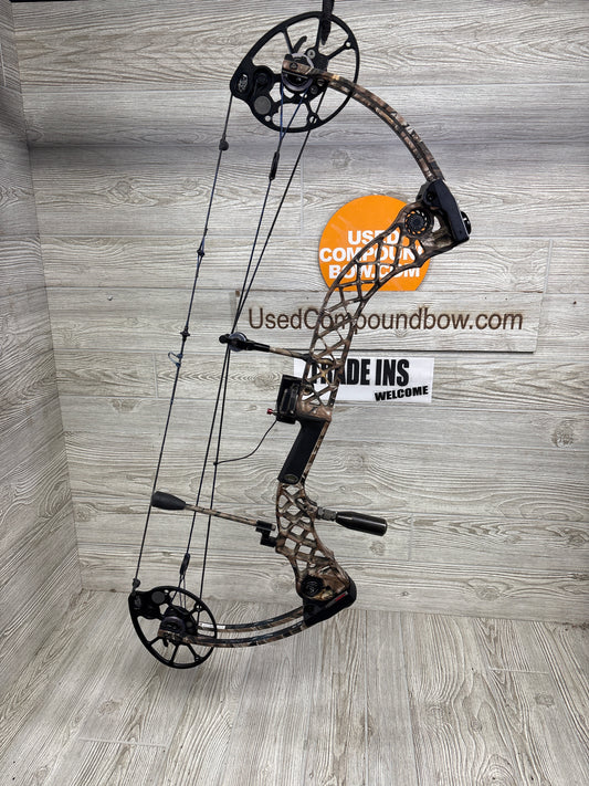 Used Mathews Chill 28/60 lost camo Left Handed