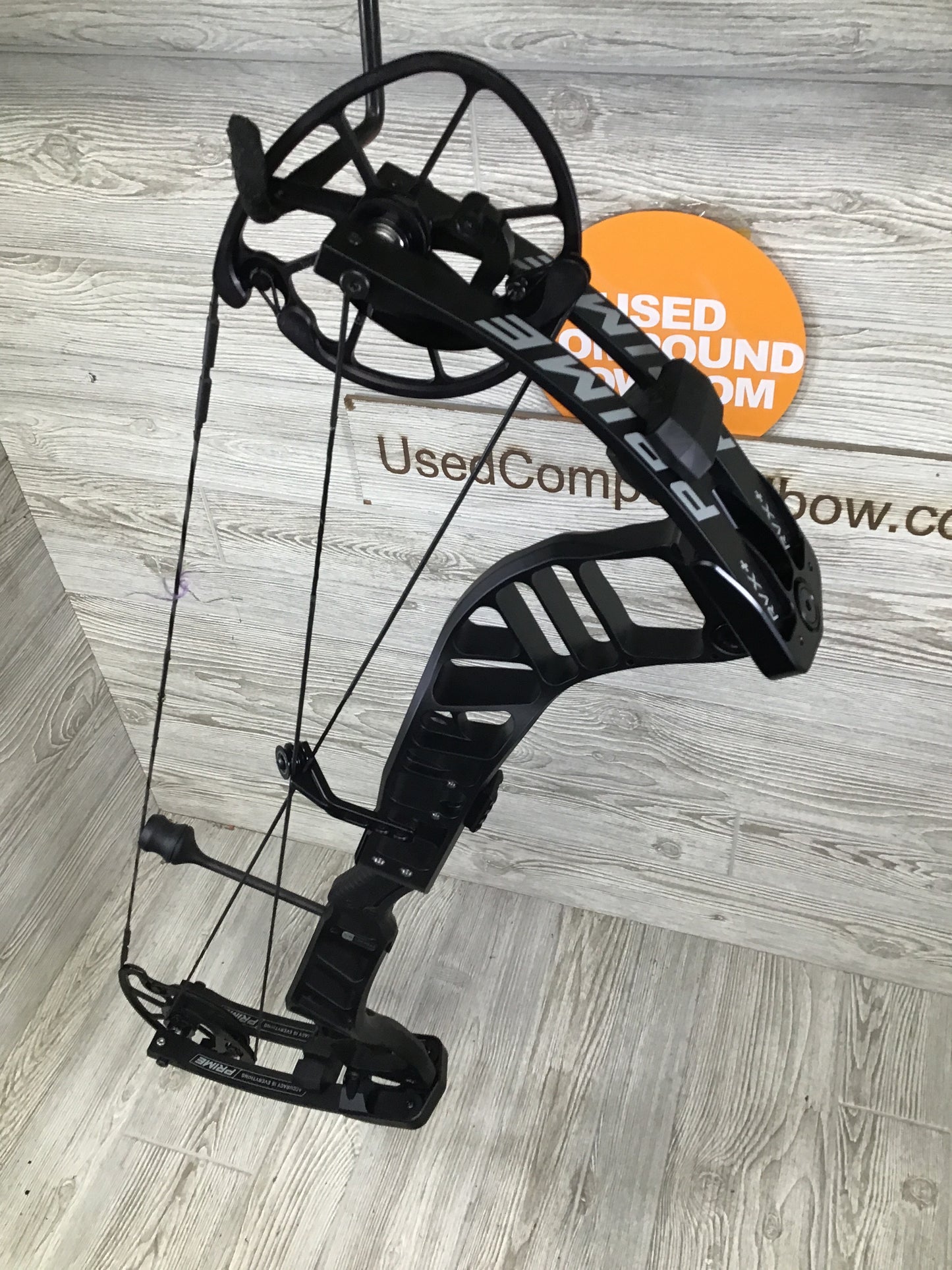 Brand New Prime RVX+ 32 60-70# 28" draw Black Right Handed