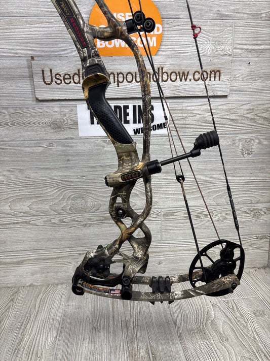 Hoyt Carbon RX-1  50-60# Right handed Realtree 24.5-28"
