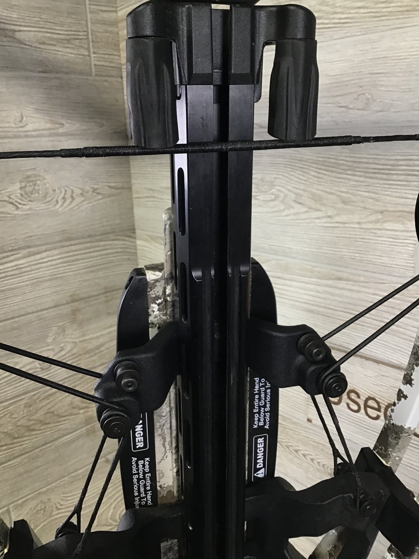 Used Tenpoint Nitro 505 New Strings and New Limbs!!