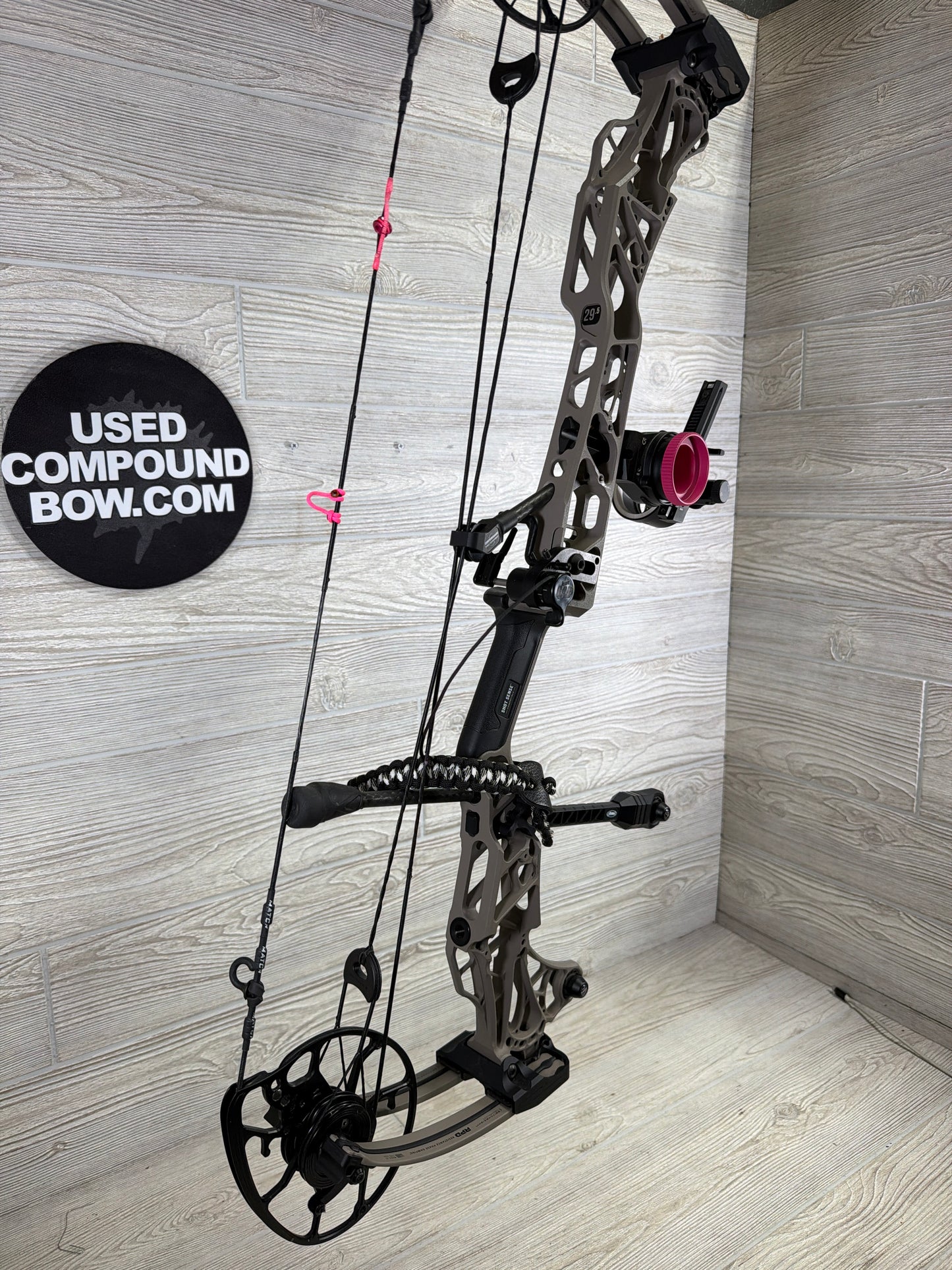 Mathews Lift 29.5 RH Granite Bow PKG