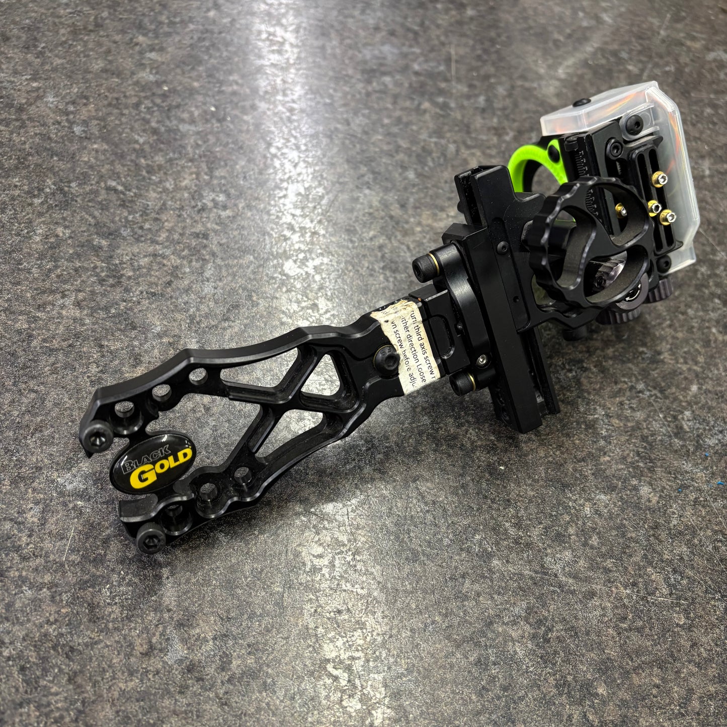 Black Gold Pro Sight 3 pin RH Side Mount