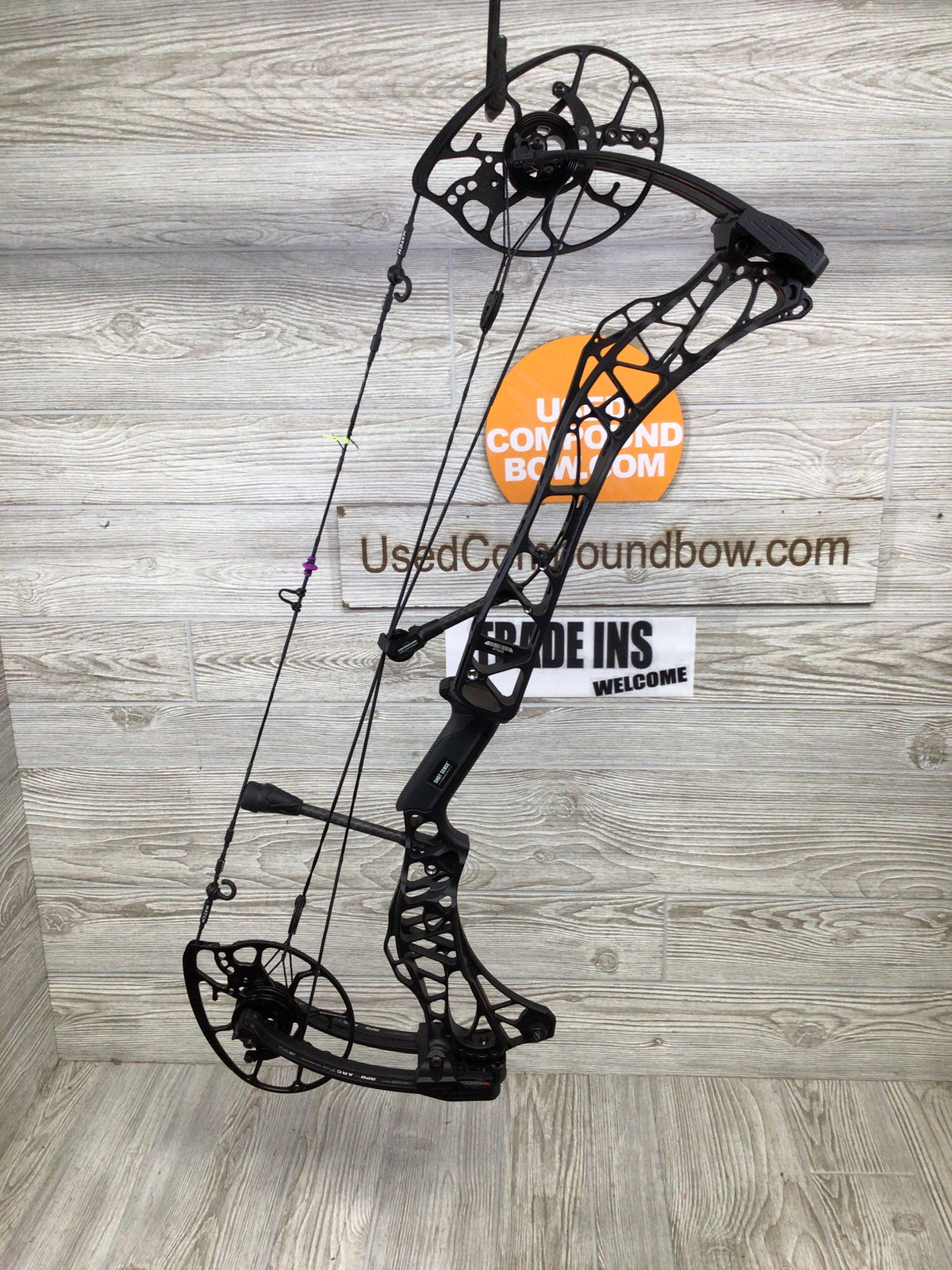 Used Mathews Lift RS RH Black Lightweight Limb