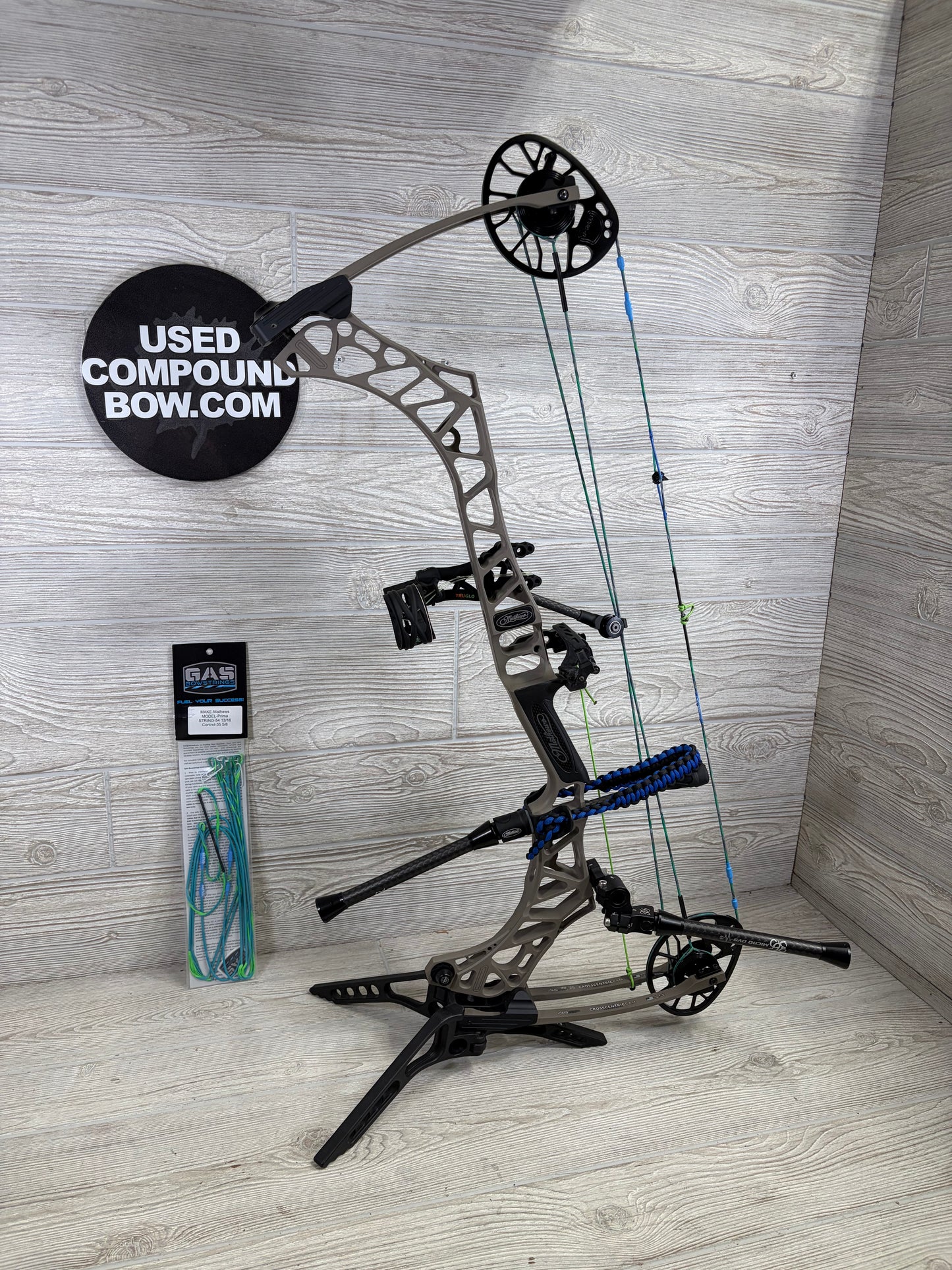 Mathews Prima Granite RH Bow Package 40# w Gas Bowstrings