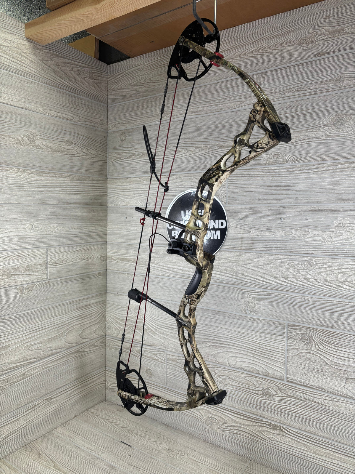 Bowtech Fuel Right Hand 18-30" 30-70lbs. Camo