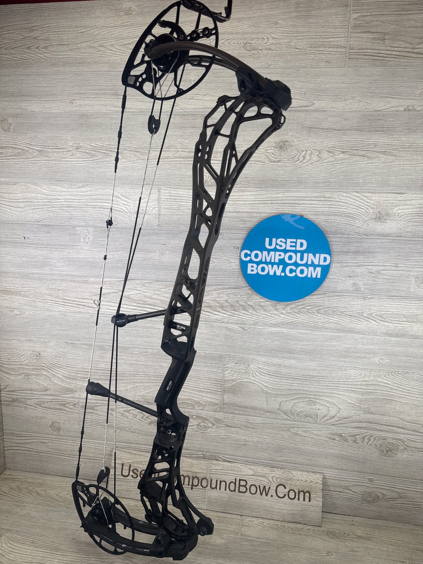 Used Mathews Arc 34 RH Kodiak Fade to Black