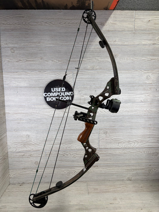 Used Mathews Solo Cam Z-Light Left Handed 60-70lb 26" Draw