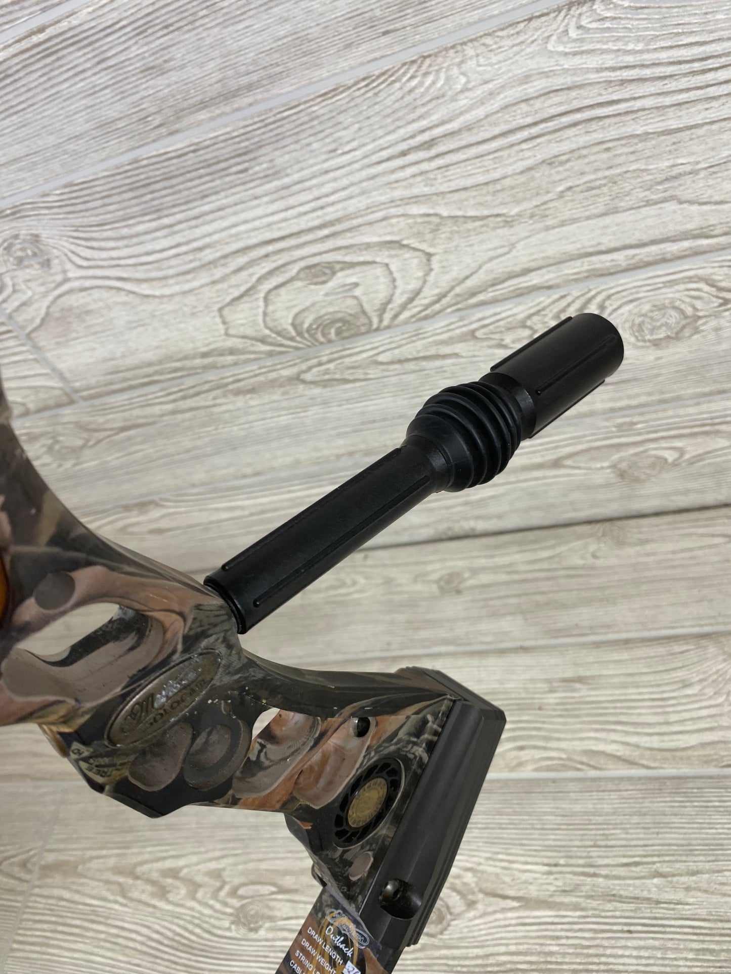Mathews Outback 29" 70lb Right Handed Bow package