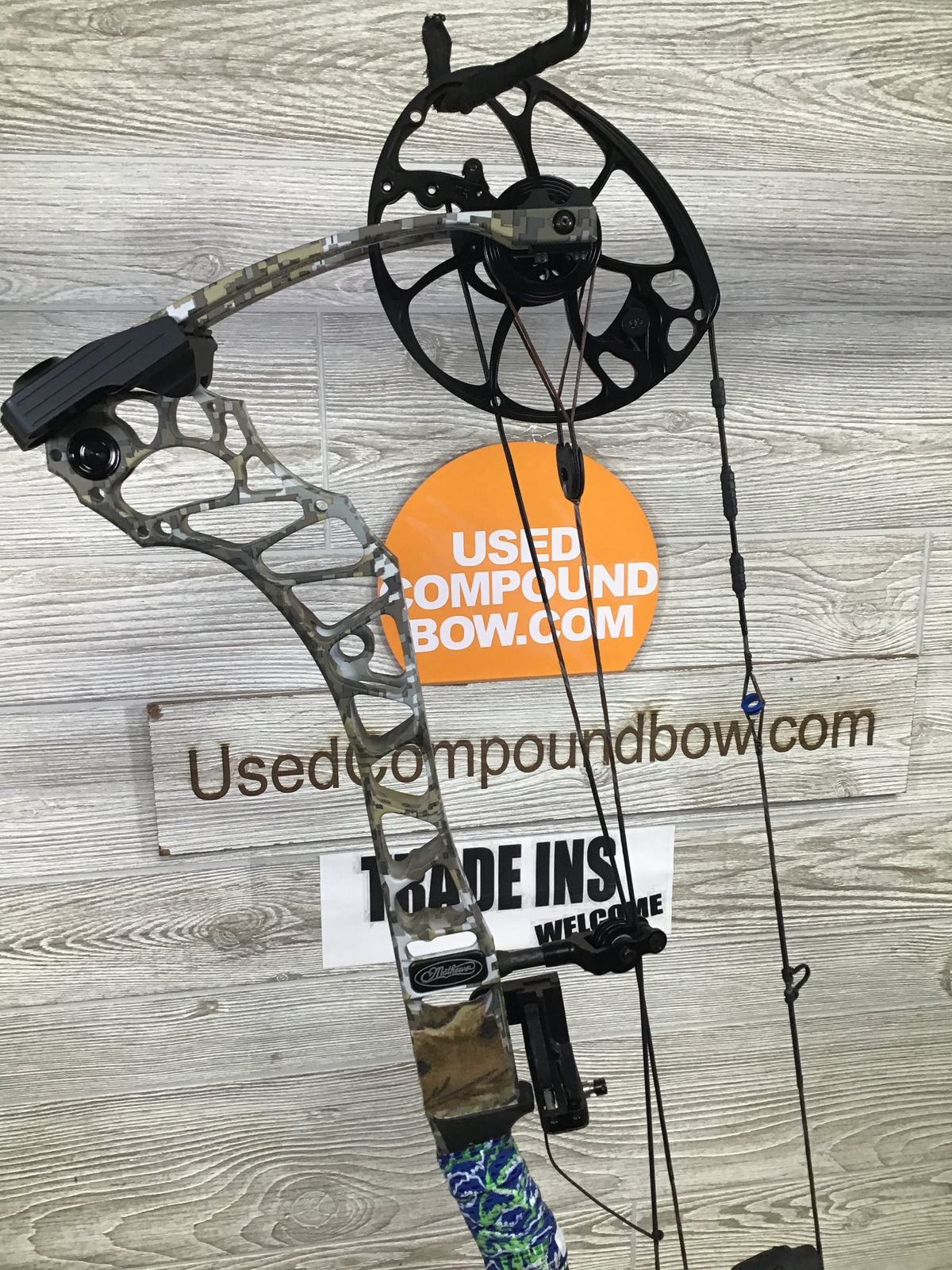 Used Mathews Vertix RH Sitka Elevated II 30"/70LBS