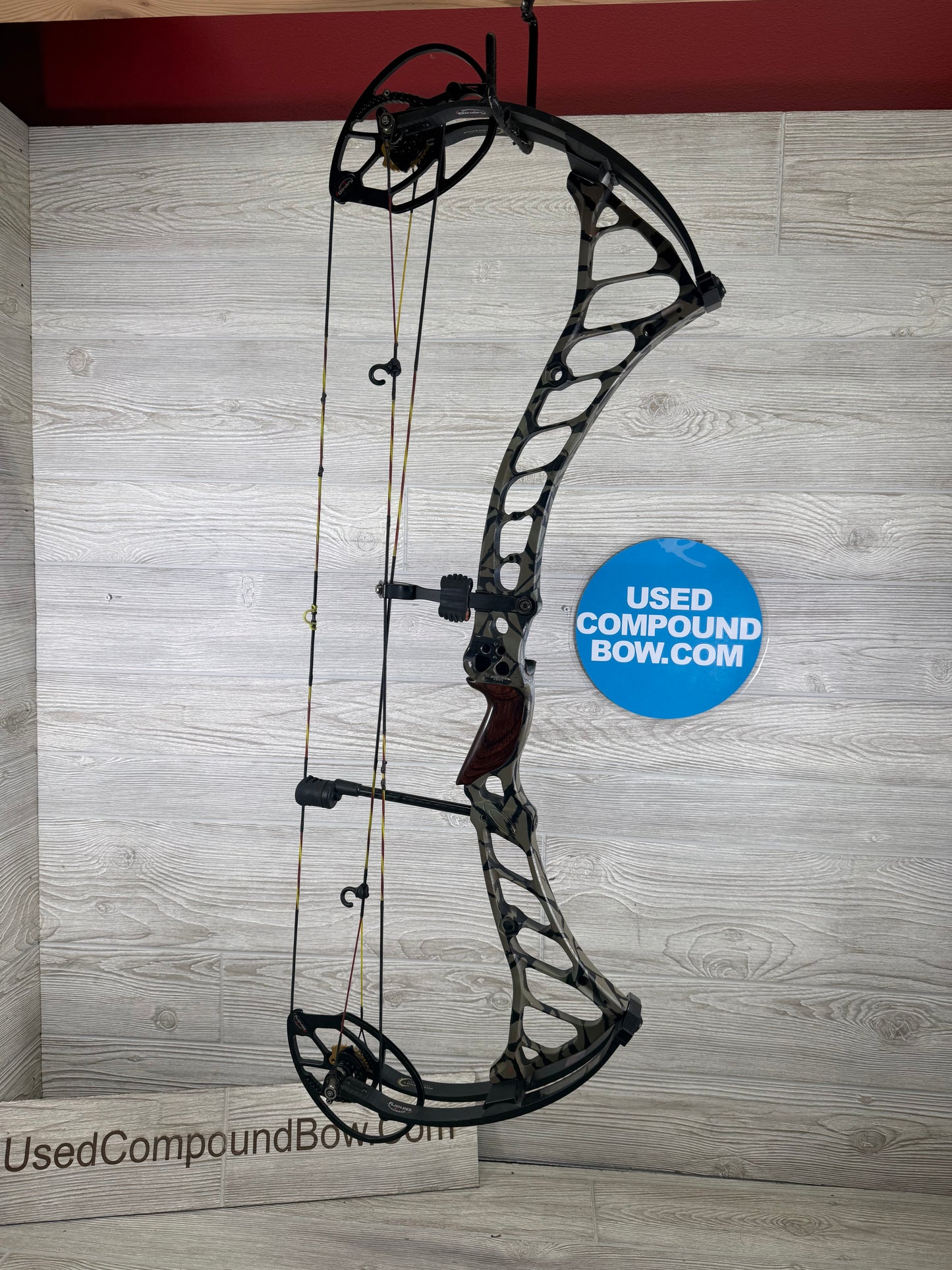 Used Bowtech Prodigy RH 29" 60# Bare bow
