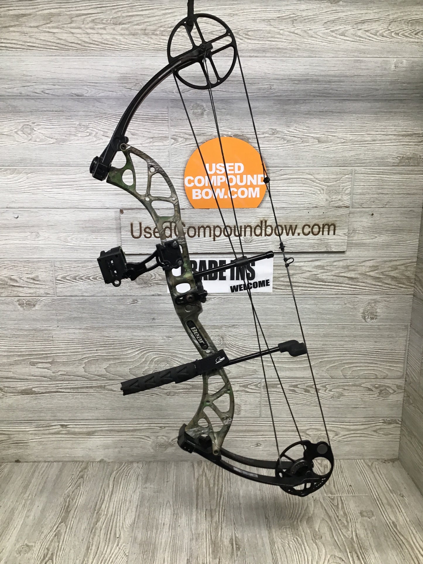 Bear Wild Left Hand Bow 24-31" 60-70lbs package