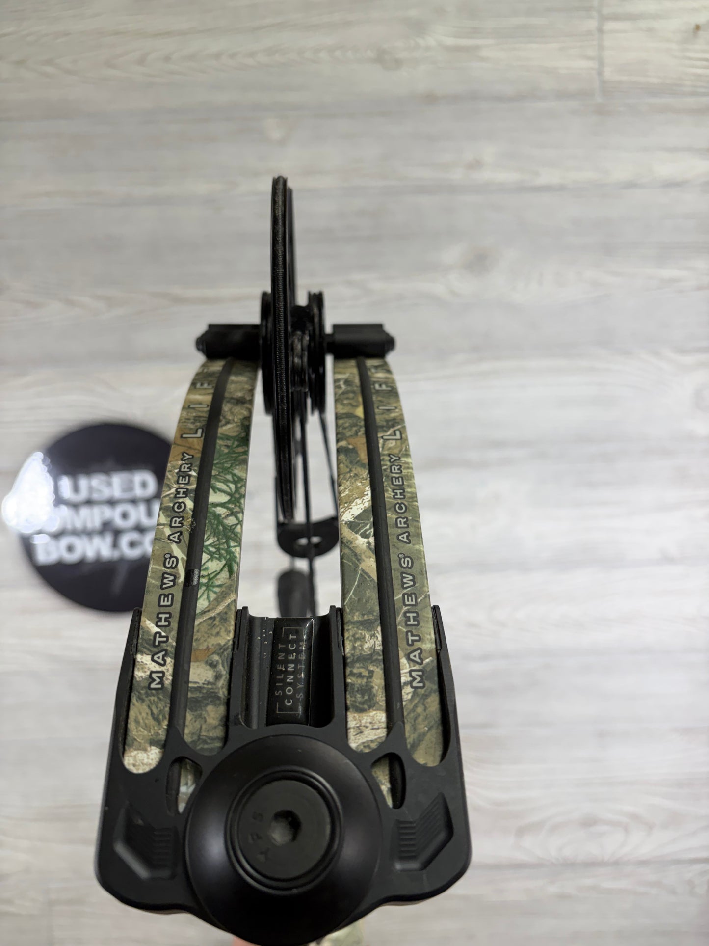Used Mathews Lift 29.5 Right Handed RealTree Camo