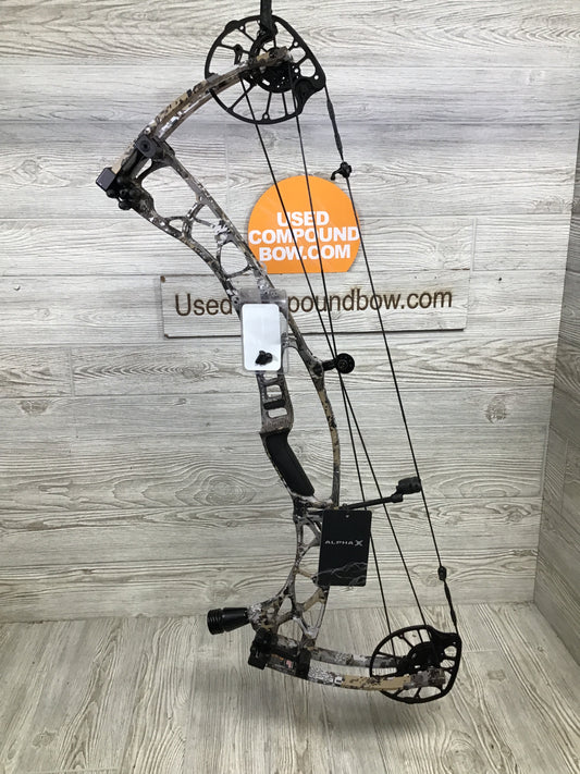 NEW Hoyt Alpha X 33 Elevated II 70# Bow 27.5-29"