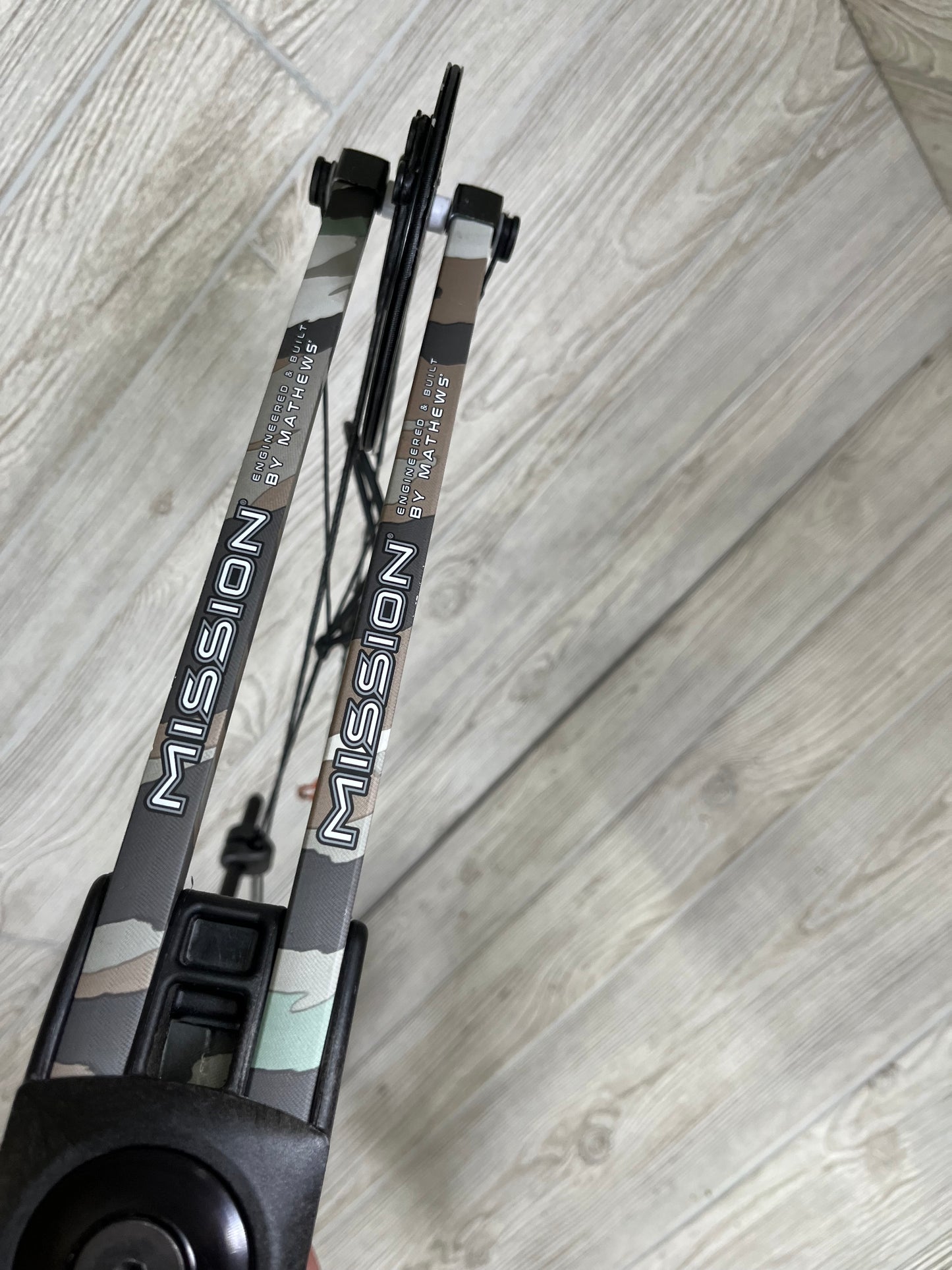 Used Mission Switch Right Handed Realtree Original package
