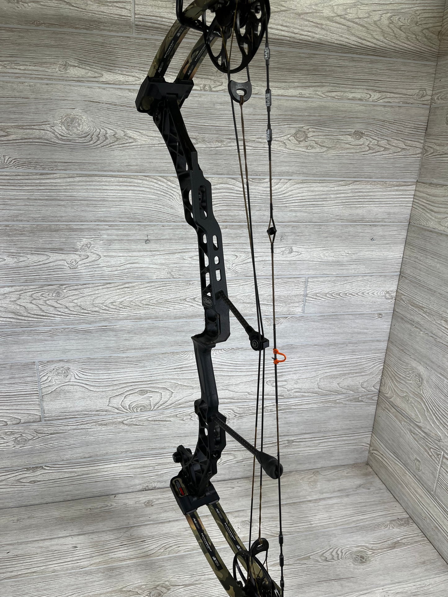Mathews Atlas RH Bow