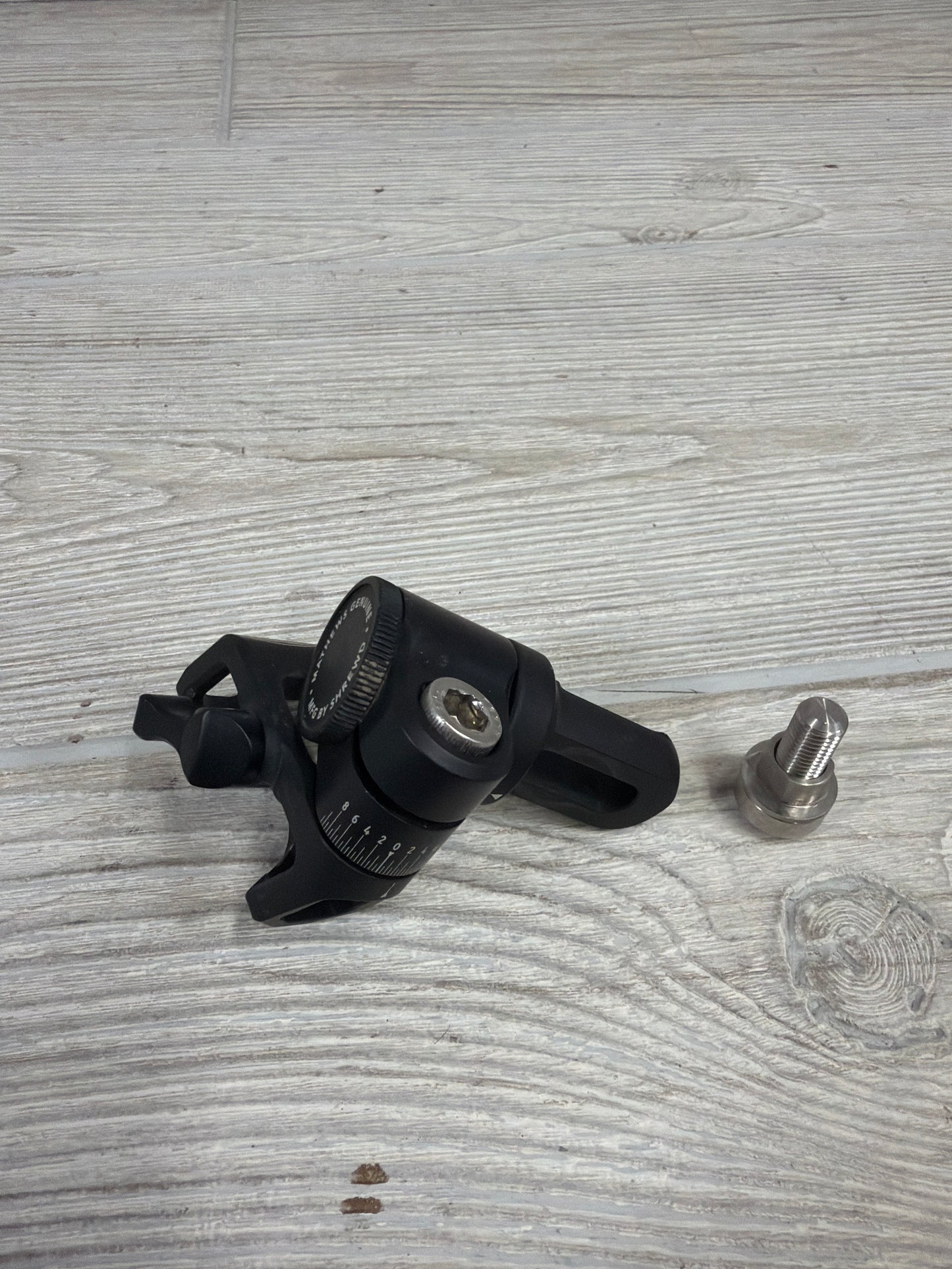 Used Mathews Bridge-Lock V-Bar Mount Left Hand