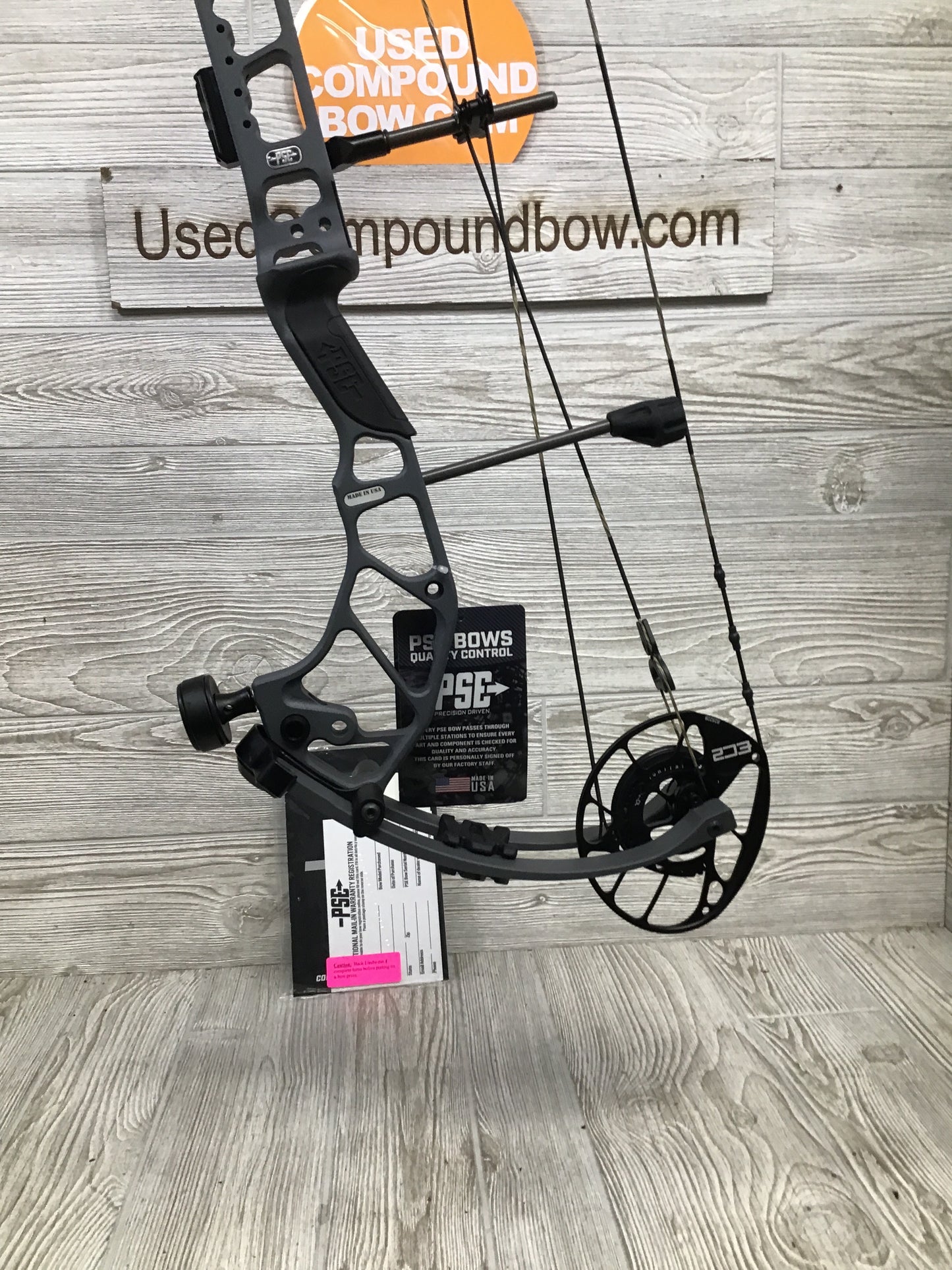 NEW IN BOX W/WARRANTY PSE FORTIS 30 - Charcoal- 70 - RH - EC2