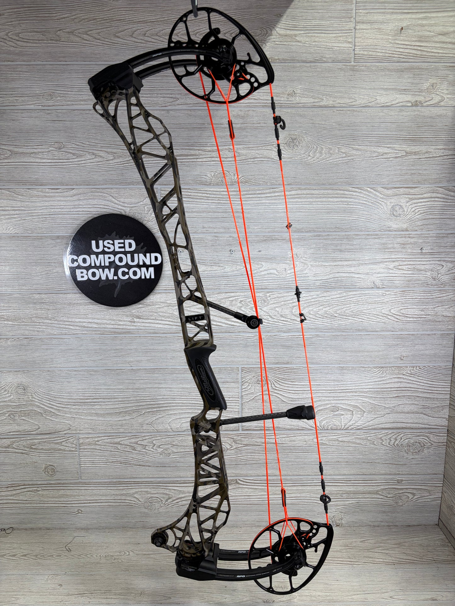 Mathews Lift 33 Right-Handed Bottomlands Bow