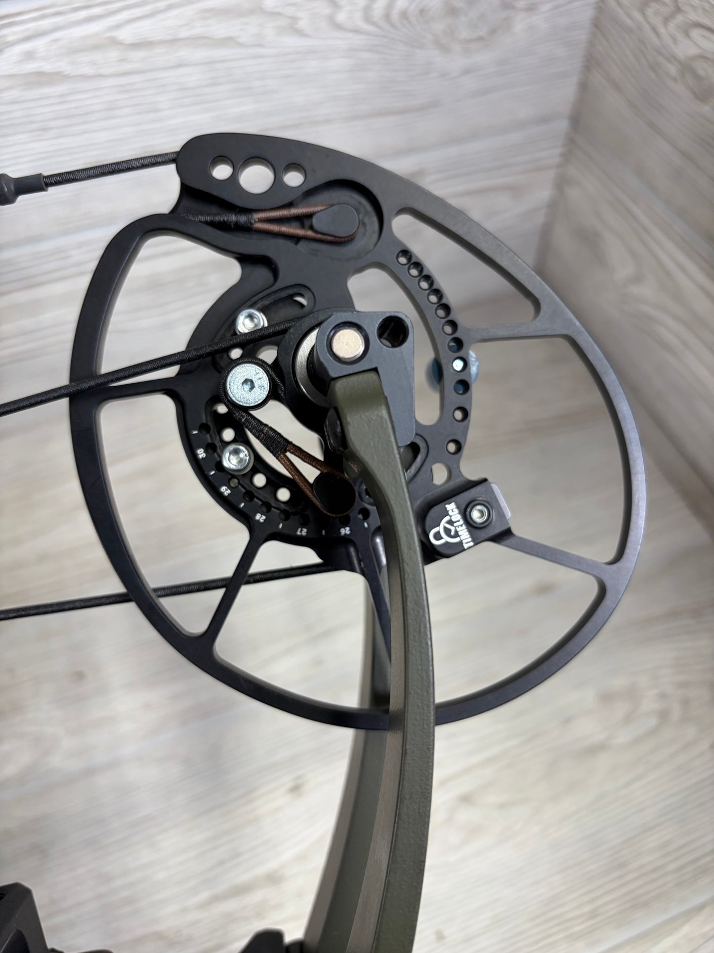 Bowtech Carbon One X 60-70# LH OD Green New Bow