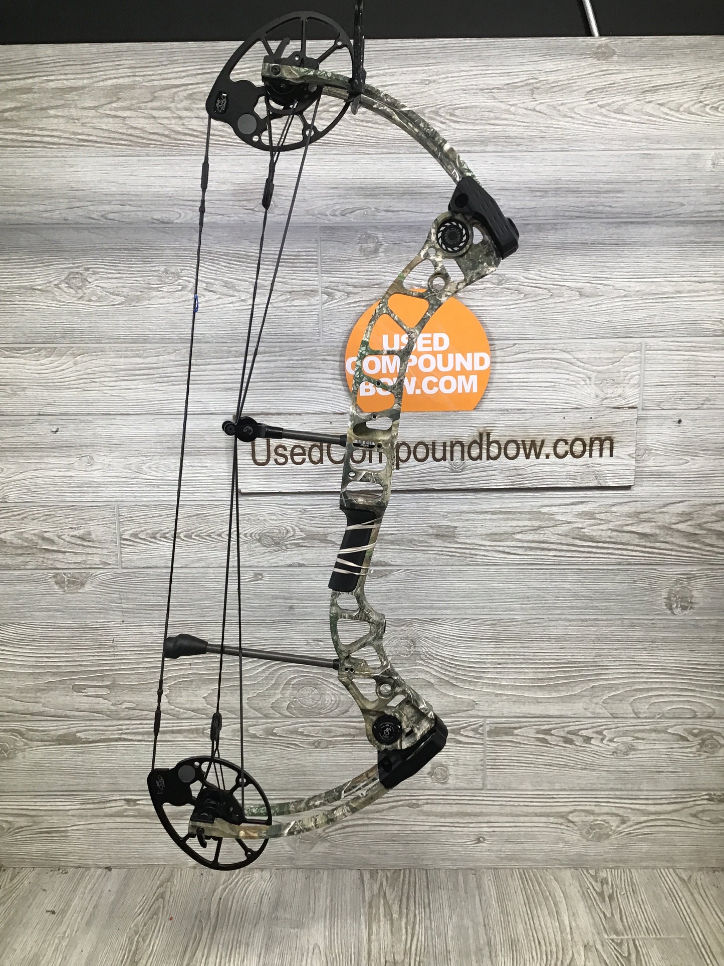 Used Mathews Tactic Package 70 lb 28"