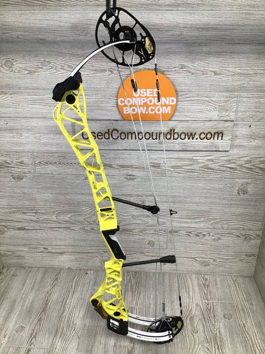 Used Mathews Title 36 G2 RH Yellow, White Limb