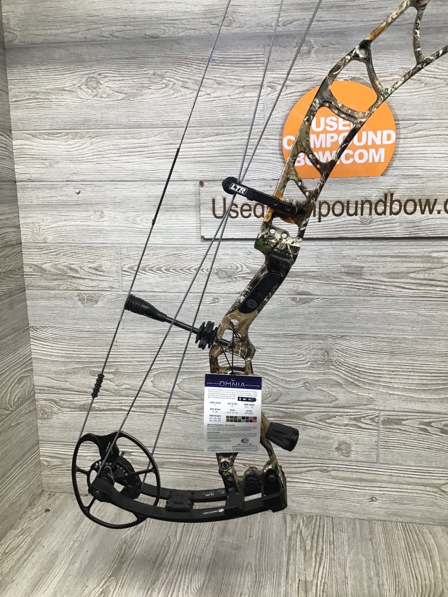 NEW Elite Omnia RH Realtree Edge 60-70# 24.5-30