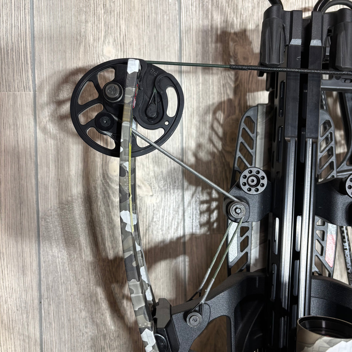 Used Tenpoint Flatline 460 Crossbow Package