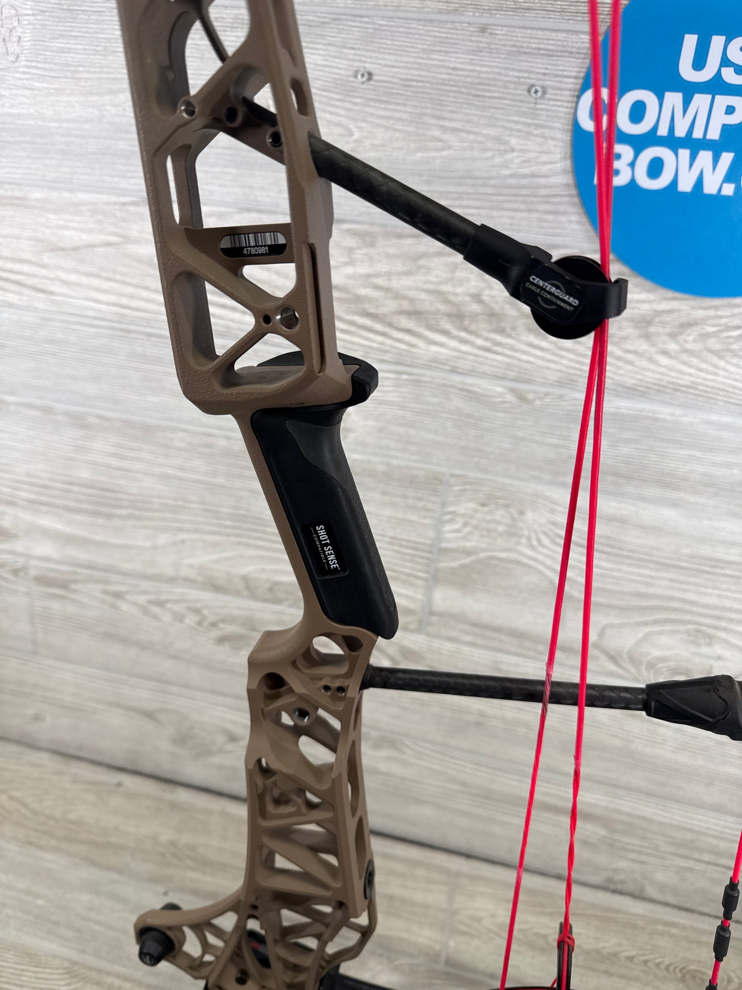 Used Mathews Lift X 33 Earth with Black limbs LH
