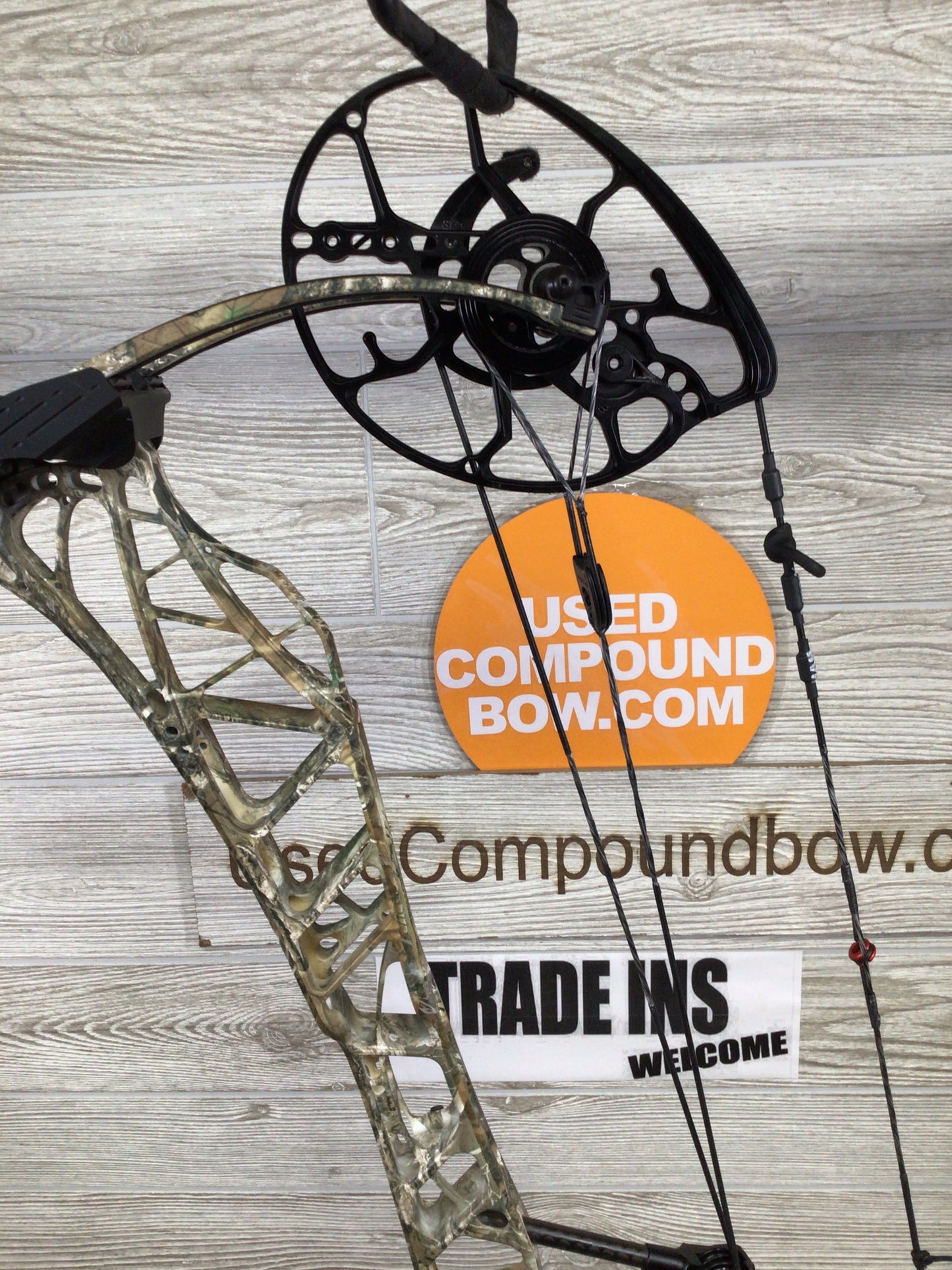 Used Mathews Lift 33 Realtree Edge RH 29/80 (NEW LIMBS)