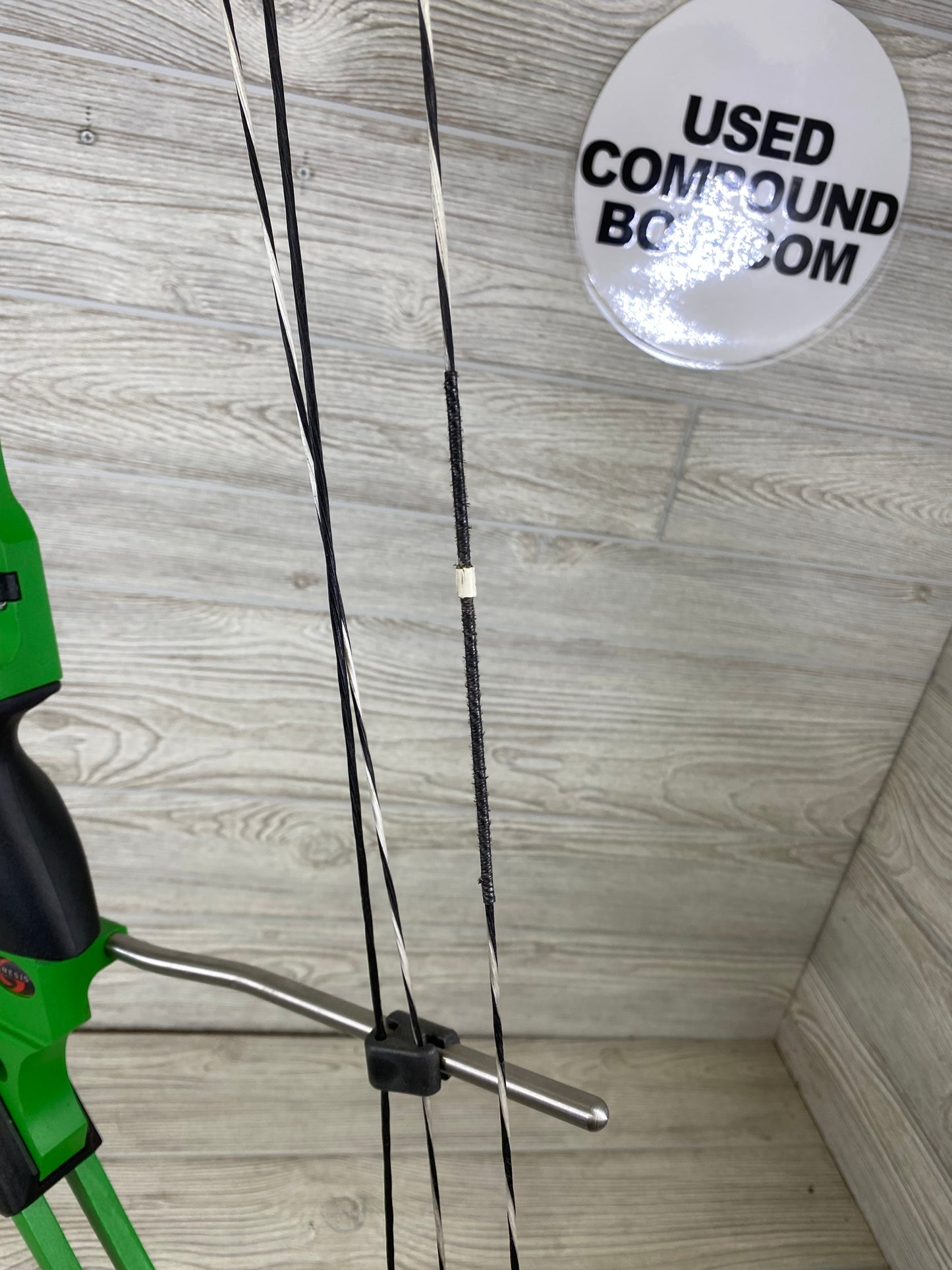 Genesis Right Handed bow Green