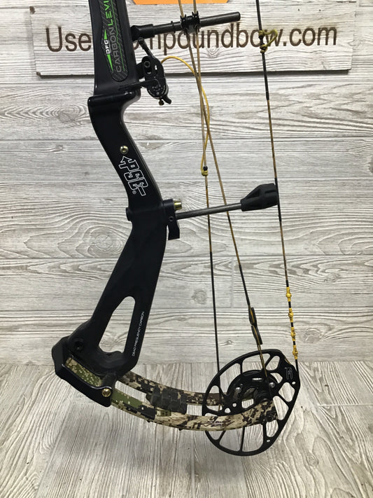 PSE Carbon Levitate Right Hand E2 Cam Black Riser/Subalpine limbs 60-70#