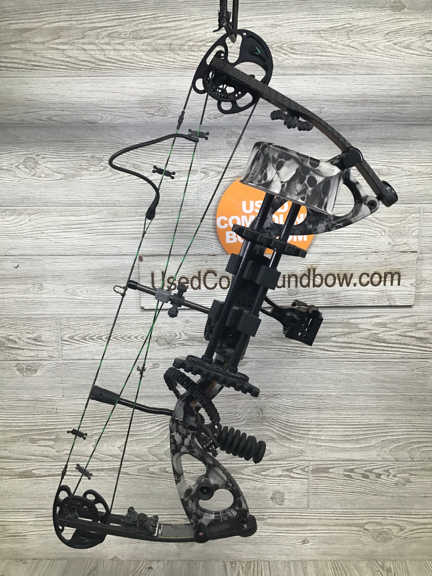 Used Martin Crossfire Skull pattern RH Ready to Hunt Package