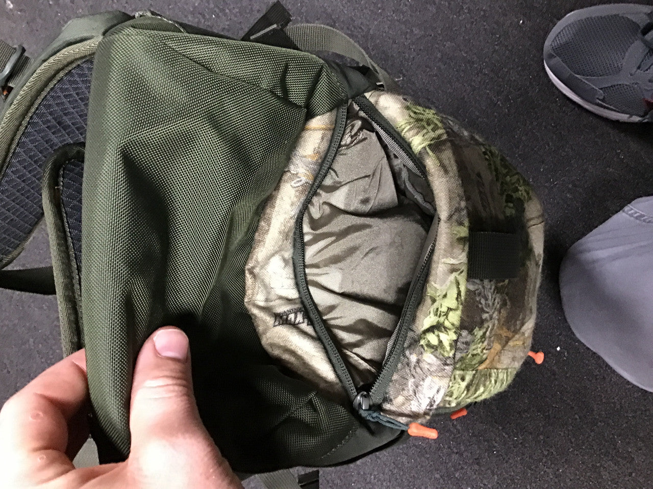 Easton Womens Bowhunter 1800 backpack