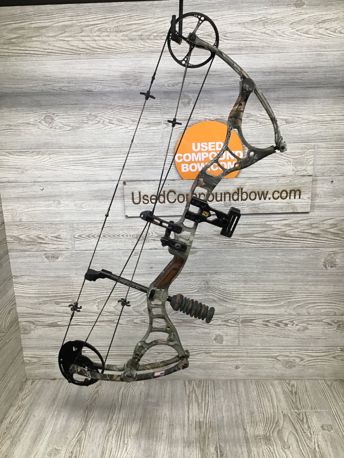 Diamond Iceman Right Handed package 60-70# Camo