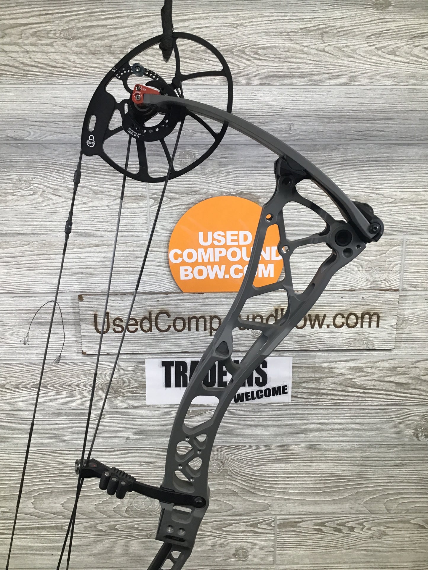 Bowtech SS34 Smoke Right handed 60-70# 29"