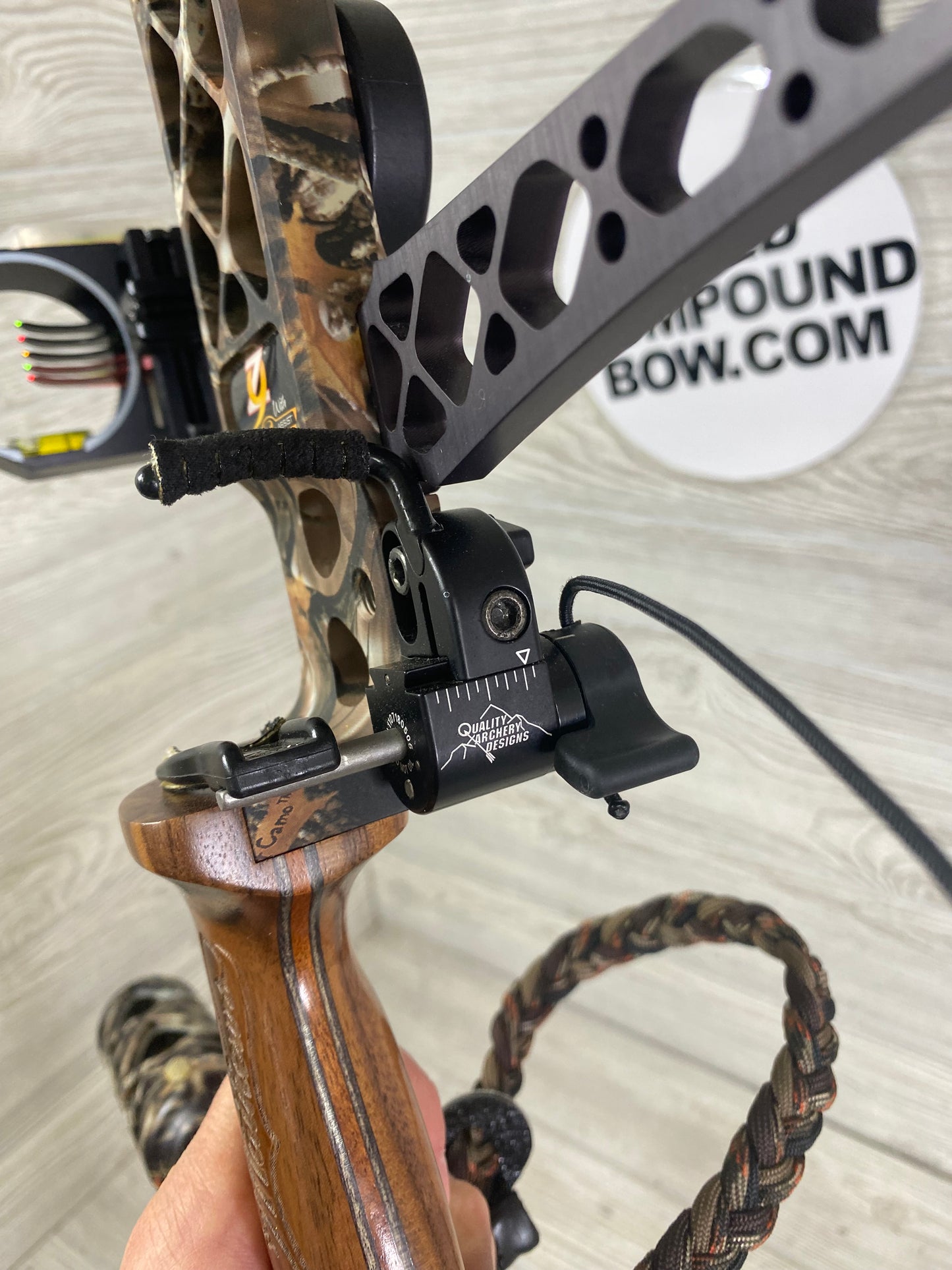 Used Mathews Z9 Right Handed 60-70lb 32" Bow Pkg