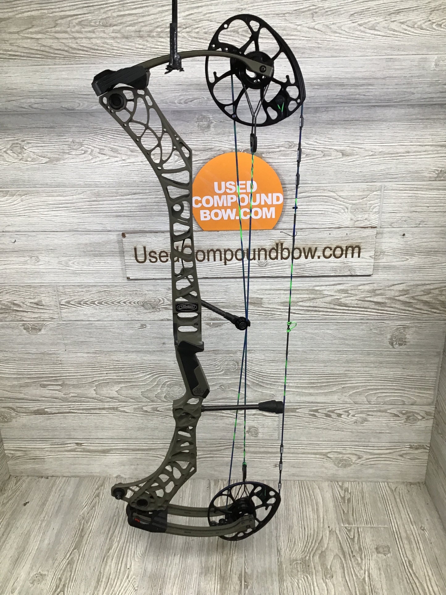 Used Mathews Phase 4 33 Green Ambush