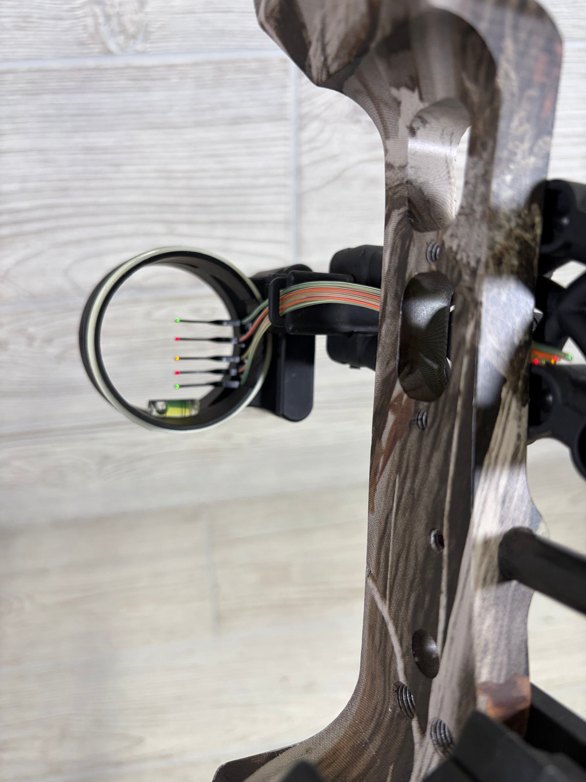 Used Parker Side-Kick XP Right Handed 18-28" 20-29lbs Camo Bow Pkg
