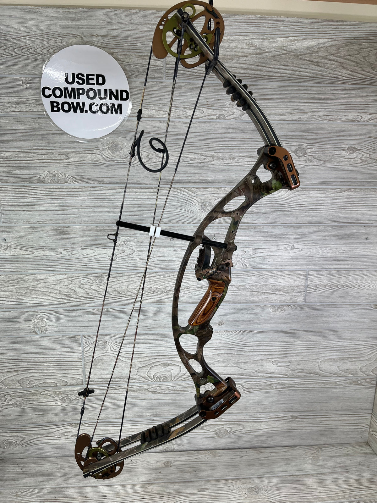 Used RH Hoyt ViperTec XT 1000 60-70# Realtree
