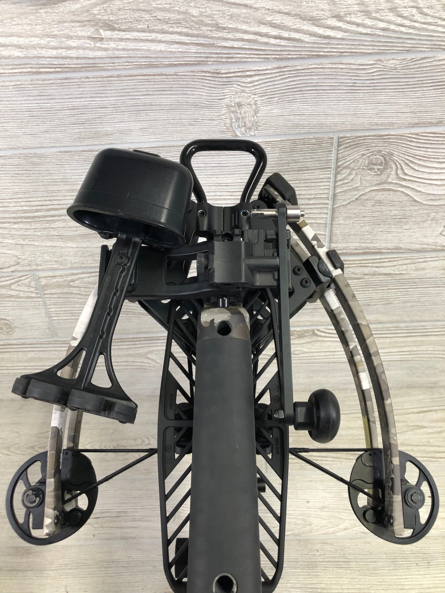 Used Tenpoint TX 440 VEKTRA Camo Package