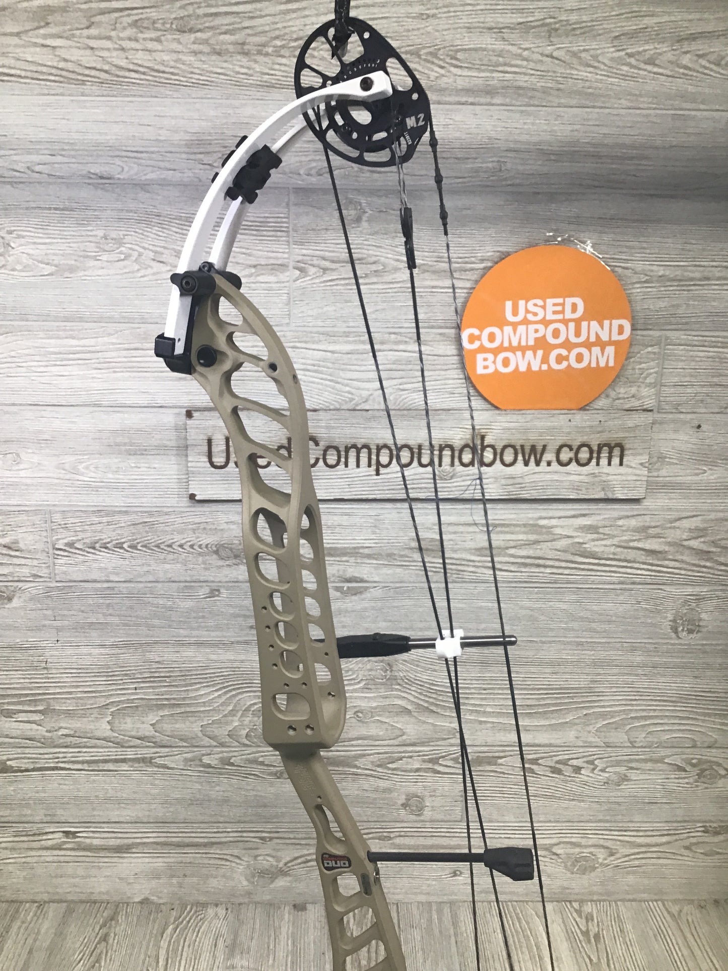 Used PSE Dominator DUO 38 50-60# Tan W/White Limbs